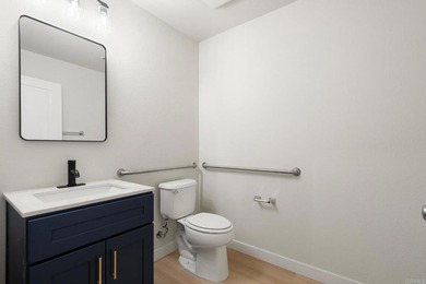 Beautifully renovated and move-in ready! This spacious 3-bedroom - photo 12