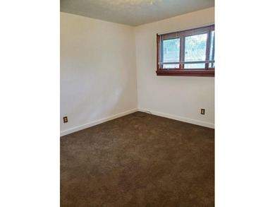 3-bedroom single family home featuring a spacious layout and - photo 14