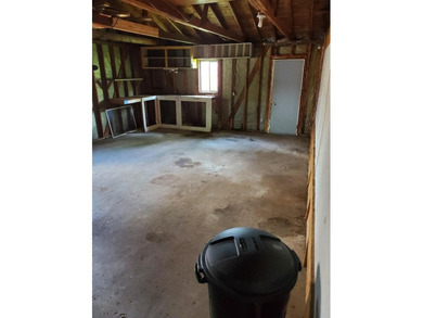 3-bedroom single family home featuring a spacious layout and - photo 20