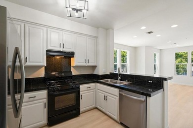 Beautifully renovated and move-in ready! This spacious 3-bedroom - photo 22