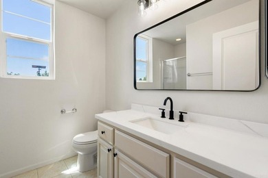Beautifully renovated and move-in ready! This spacious 3-bedroom - photo 23