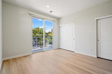 Beautifully renovated and move-in ready! This spacious 3-bedroom - photo 39