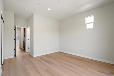 Beautifully renovated and move-in ready! This spacious 3-bedroom - photo 40