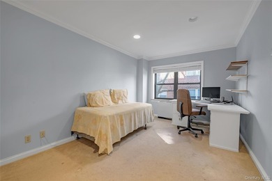 Welcome to The Versailles building at 20 Canterbury Rd in Great - photo 13
