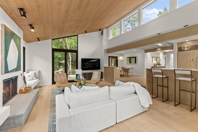 Extraordinary private riverfront retreat on 1.76 acres with - photo 14