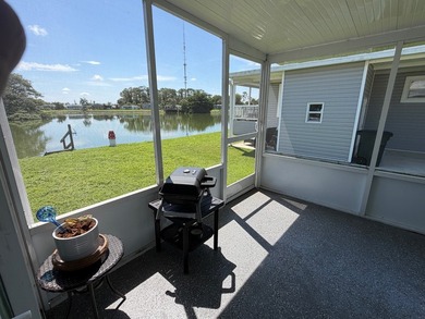 Sweet home on the lake directly next to the clubhouse with a - photo 28
