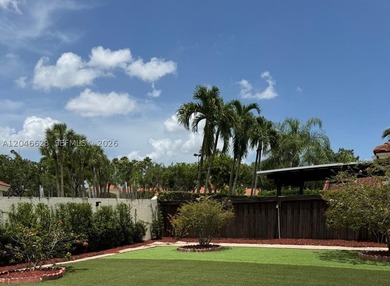 Doral Dunes 4/2.5 Estate Sale, large family home located in the - photo 2