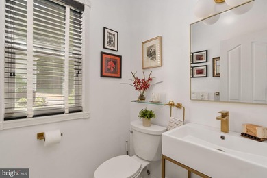 Welcome to 143 Edgemont Circle, ideally located in the highly - photo 32