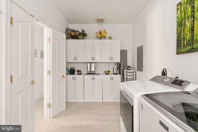 Welcome to 143 Edgemont Circle, ideally located in the highly - photo 33