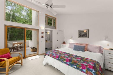 Extraordinary private riverfront retreat on 1.76 acres with - photo 37