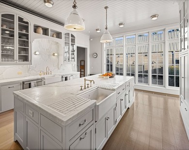 Sasco Point- A Rare Waterfront Estate. Perched on over 11 acres - photo 17