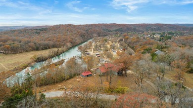 Spring River Bluff Estate: Eco-Friendly Luxury with Stunning - photo 4