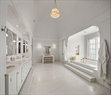 Sasco Point- A Rare Waterfront Estate. Perched on over 11 acres - photo 24