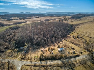 Beautiful 8.8-acre property offering the perfect opportunity for - photo 41