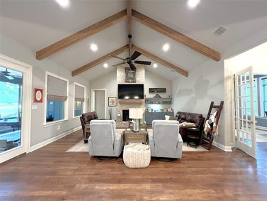 Beautiful custom home built in 2022 located in The Links at - photo 10