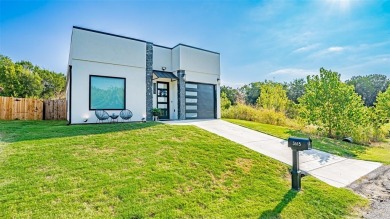 Lake Home For Sale in Granbury, Texas