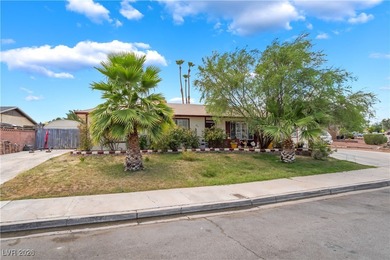 Beautiful Single story home with 4 bedrooms and 2 bathrooms in a