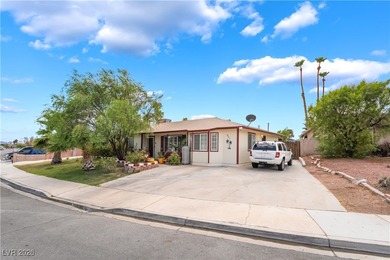 Beautiful Single story home with 4 bedrooms and 2 bathrooms in a