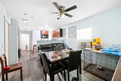 Discover this charming 3-bedroom, 1-bathroom single-family - photo 11