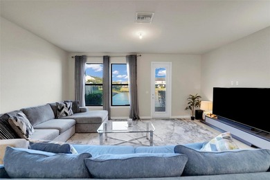Experience luxury living in the gated community of Oak Tree! - photo 12
