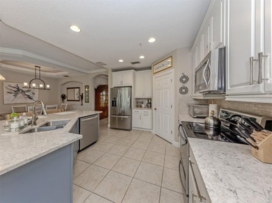 Welcome to your own slice of paradise in sought-after Venetian - photo 17