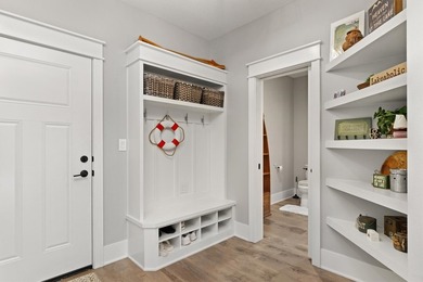 Every detail of this exceptional Lake Ponderosa home was - photo 25