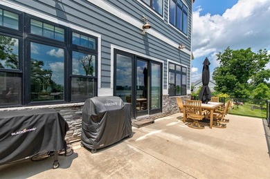 Every detail of this exceptional Lake Ponderosa home was - photo 29