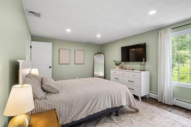 Welcome to 7 Eagle Run, Unit B, a spacious and updated - photo 32