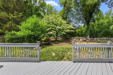 Welcome to 7 Eagle Run, Unit B, a spacious and updated - photo 39