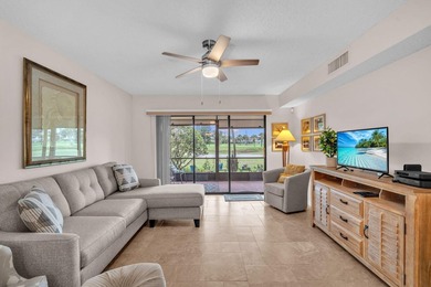 A charming and impeccably maintained two-bedroom, two-bathroom - photo 4