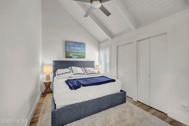 Discover newly renovated coastal elegance at 305 S Bald Head - photo 14