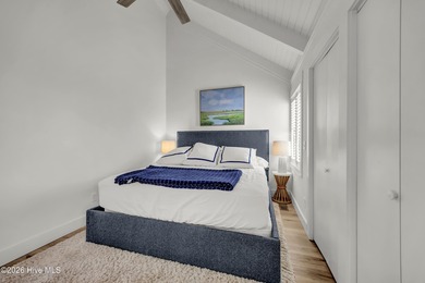Discover newly renovated coastal elegance at 305 S Bald Head - photo 15