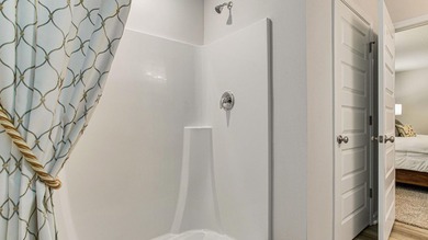 River's Cove features a beautiful community pool, community - photo 18