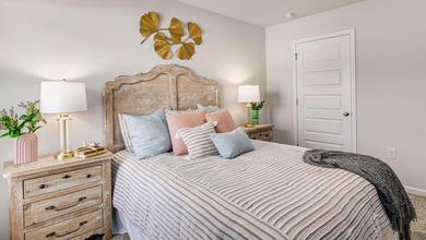 River's Cove features a beautiful community pool, community - photo 21