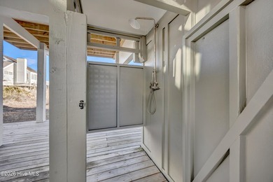 Discover newly renovated coastal elegance at 305 S Bald Head - photo 33