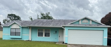 This 3-bedroom, 2-bath home features vaulted ceilings which - photo 1