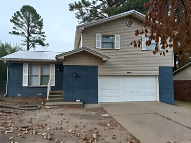 Twin Lakes Home For Sale in Little Rock Arkansas