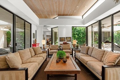 You will be enchanted by the layered luxury of this - photo 9