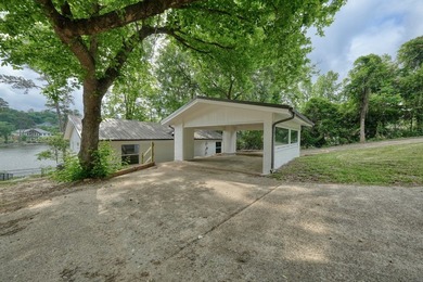 MOTIVATED SELLER - MAKE AN OFFER! SELLER TO PAY ONE YEAR OF HOA - photo 3