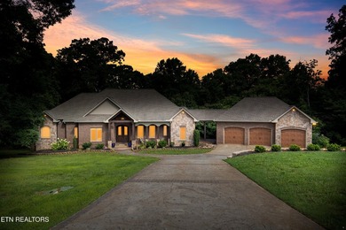 Welcome to the height of luxury coupled with laid back living at - photo 1