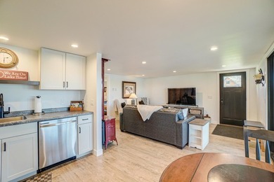 Year-round 2BR/1BA updated home on river part of Tainter Lake! - photo 13