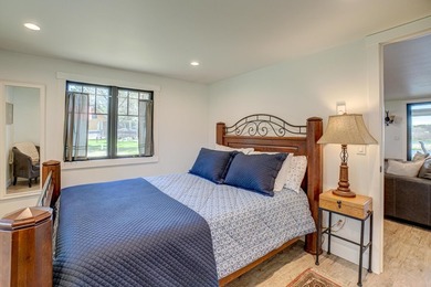 Year-round 2BR/1BA updated home on river part of Tainter Lake! - photo 14