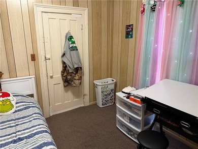 GREAT INVESTMENT OR OWNER-OCCUPIED OPPORTUNITY - DUPLEX! This - photo 11