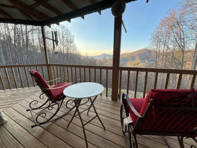 High elevation 3 level home with phenomenal mountain views - Lake Home For Sale in Nantahala, North Carolina