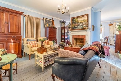 CLASSIC FARMHOUSE MEETS MODERN LIVING in this 3 bedroom 2 bath - photo 16