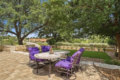 Impressive 4 bedroom, 3.5 bath home (3947 sf) in Comanche Trace - photo 17
