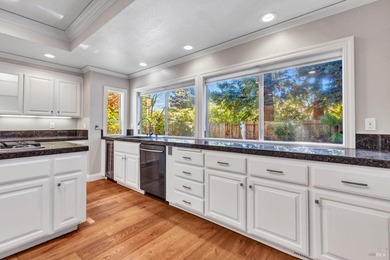 Welcome home! Offering the perfect blend of luxury, comfort & - photo 22