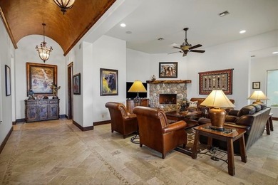 Impressive 4 bedroom, 3.5 bath home (3947 sf) in Comanche Trace - photo 23