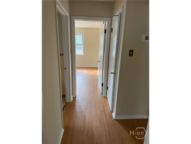 Well-Maintained Duplex - Excellent Investment Opportunity This - photo 4