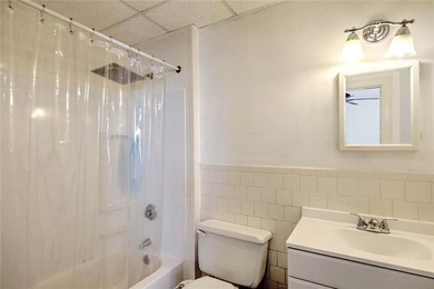 Located in the heart of Warren's vibrant arts and waterfront - photo 24